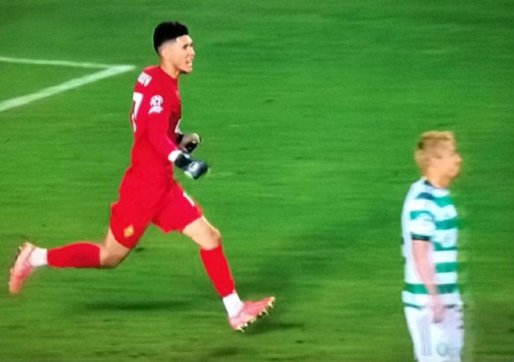 凯尔特人阵, 他狂奔了半 凯尔特人阵, 他狂奔了半