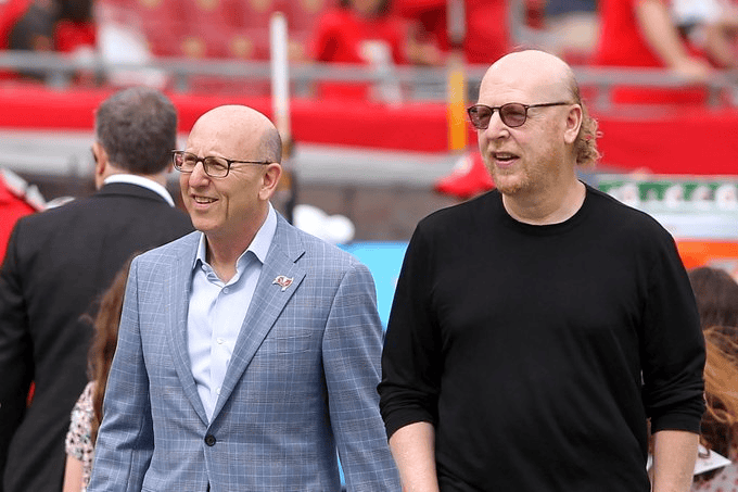 换取沙特资, stron, 格雷泽家族