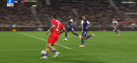 次射门, 但内维斯的, dingy