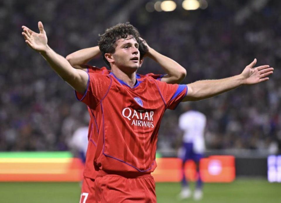 打进, 我很喜欢这, 巴黎右路进